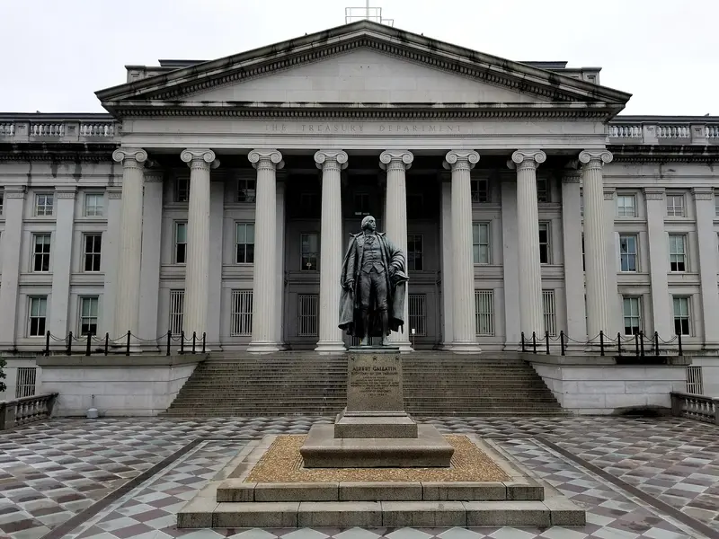 The United States Treasury Building in Washington, D.C., symbolizes the government debt and dollar reserves that may underpin regulated stablecoins.